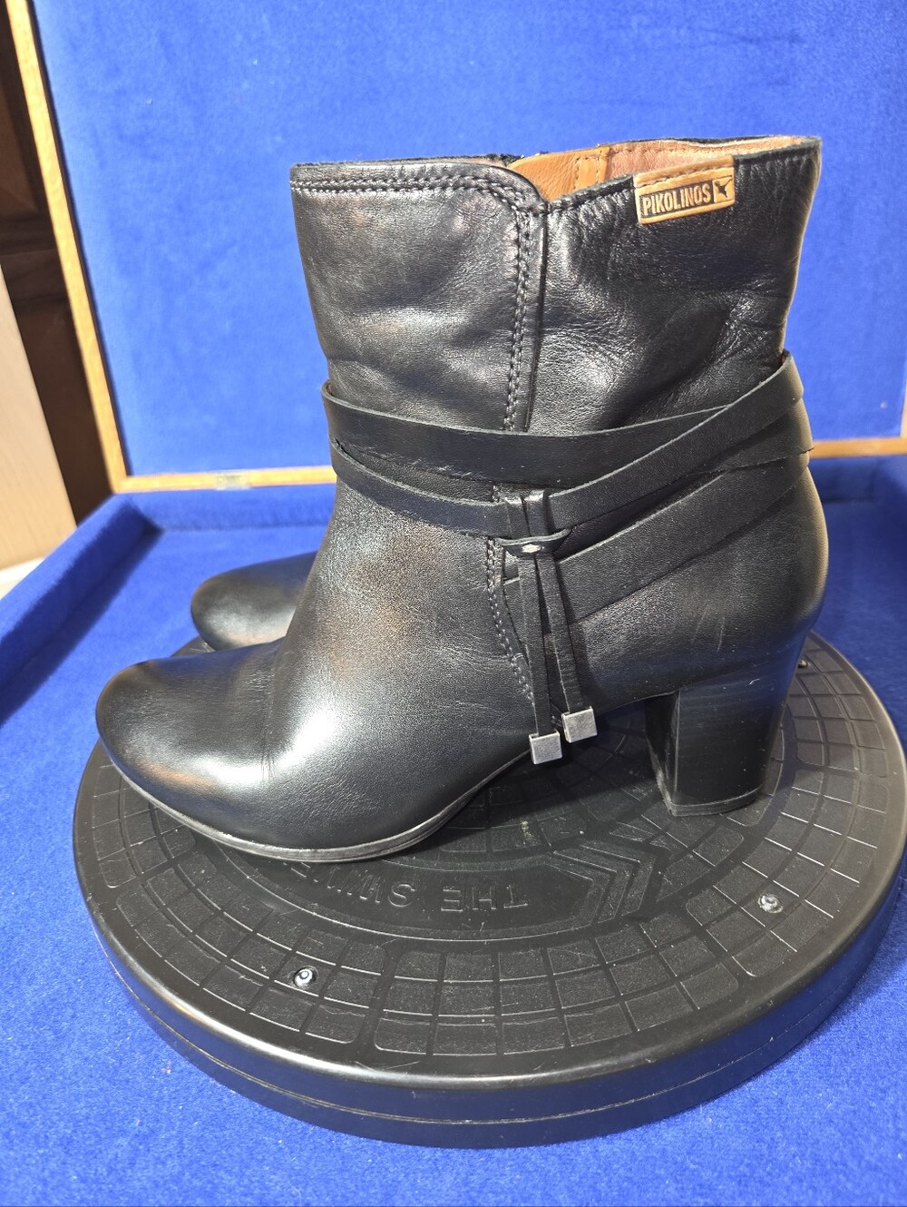 PIKOLINOS Verona Black Leather Ankle Booties with Wrap Strap, Sz. 39-EU, 9-US